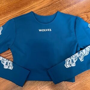 Darc sports (she) wolves long sleeve top size XS